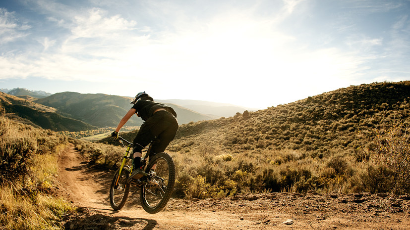 Психолог Каталина рассказала, почему зумерам нравится путешествовать в одиночку