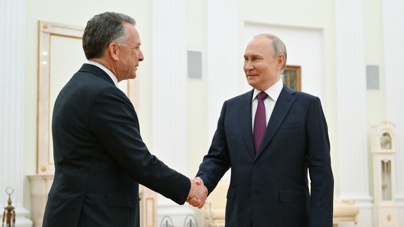 В США приостановили рассмотрение санкций против России из-за визита Уиткоффа