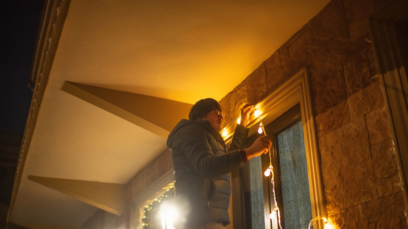 Адвокат Дощенко предупредил о штрафе за неправильную установку гирлянды на окнах