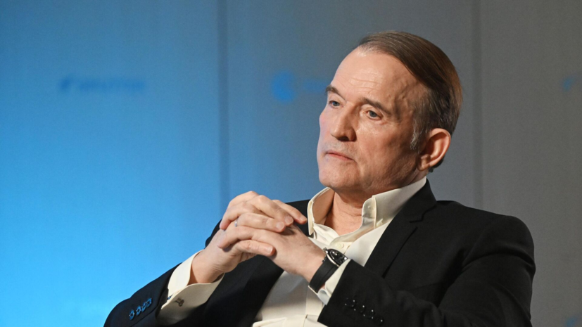 Медведчук назвал отставку Ермака крушением власти на Украине