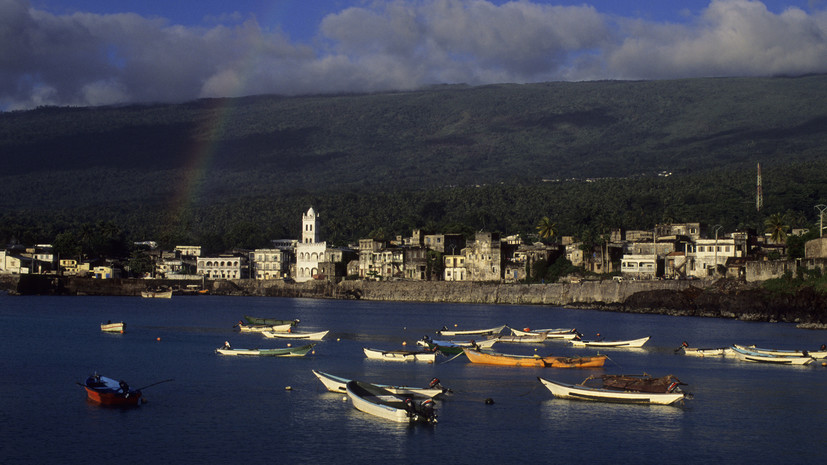 Правительство приняло предложение МИД об учреждении посольства России в Морони