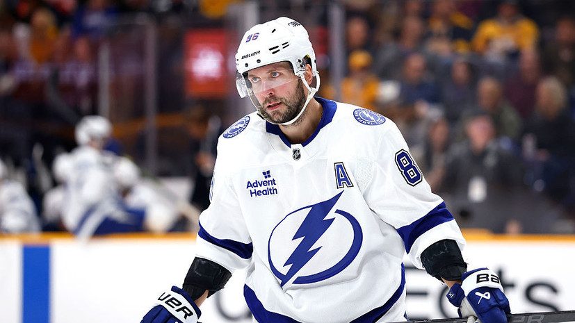 Кучеров оформил 50-й ассистентский хет-трик за карьеру в НХЛ