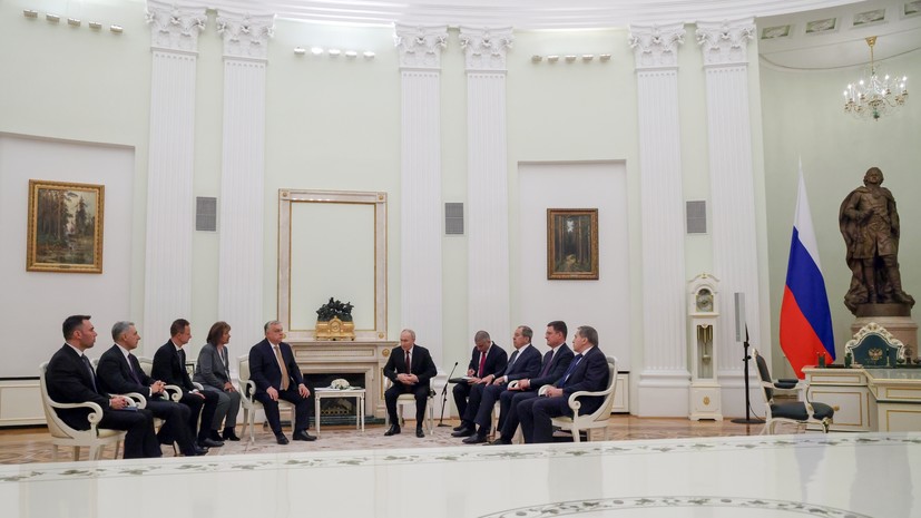 Telex: переводчица Орбана неверно передала ему слова Путина о торговле и Украине