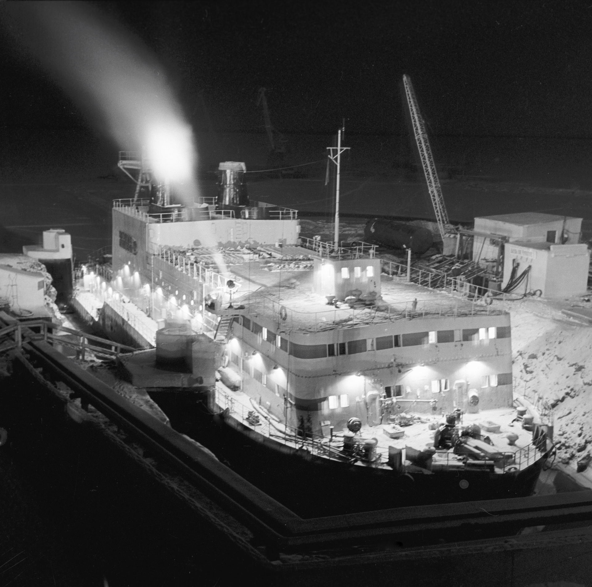 «Северное сияние» и «Академик Ломоносов»: чем уникальны российские плавучие электростанции