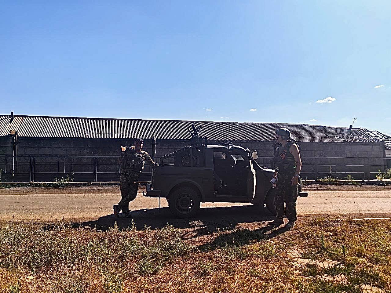 «Прямо в огороде его похоронили тогда»: что рассказывают спасшиеся от ВСУ мирные жители Селидово