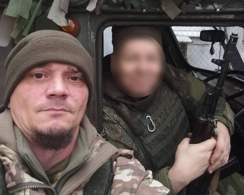 «Украли память»: у бойца СВО похитили из посылки китель с наградами