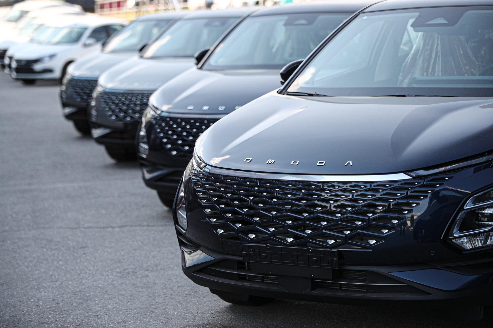 В преддверии пересмотра утильсбора: почему в России резко подскочили продажи легковых авто