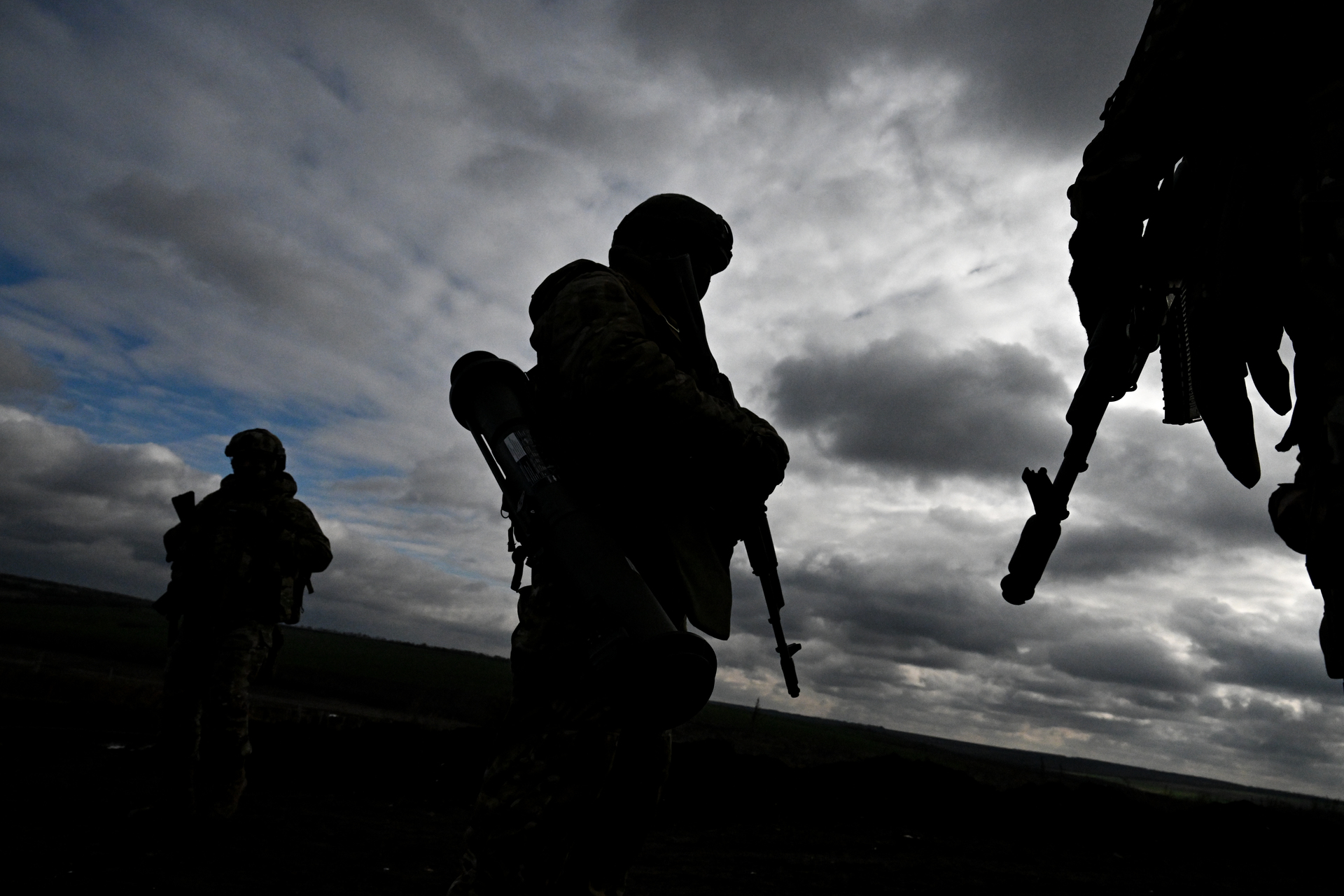 Активное наступление «Центра» под Красноармейском: ВС РФ полностью зачистили от боевиков ВСУ Сухой Яр в ДНР