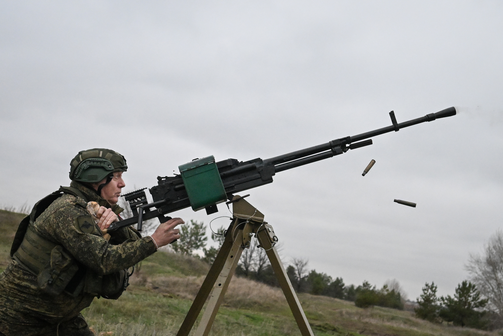 Продвижение в глубину обороны противника: ВС РФ освободили Двуречанское, Платоновку и Гай
