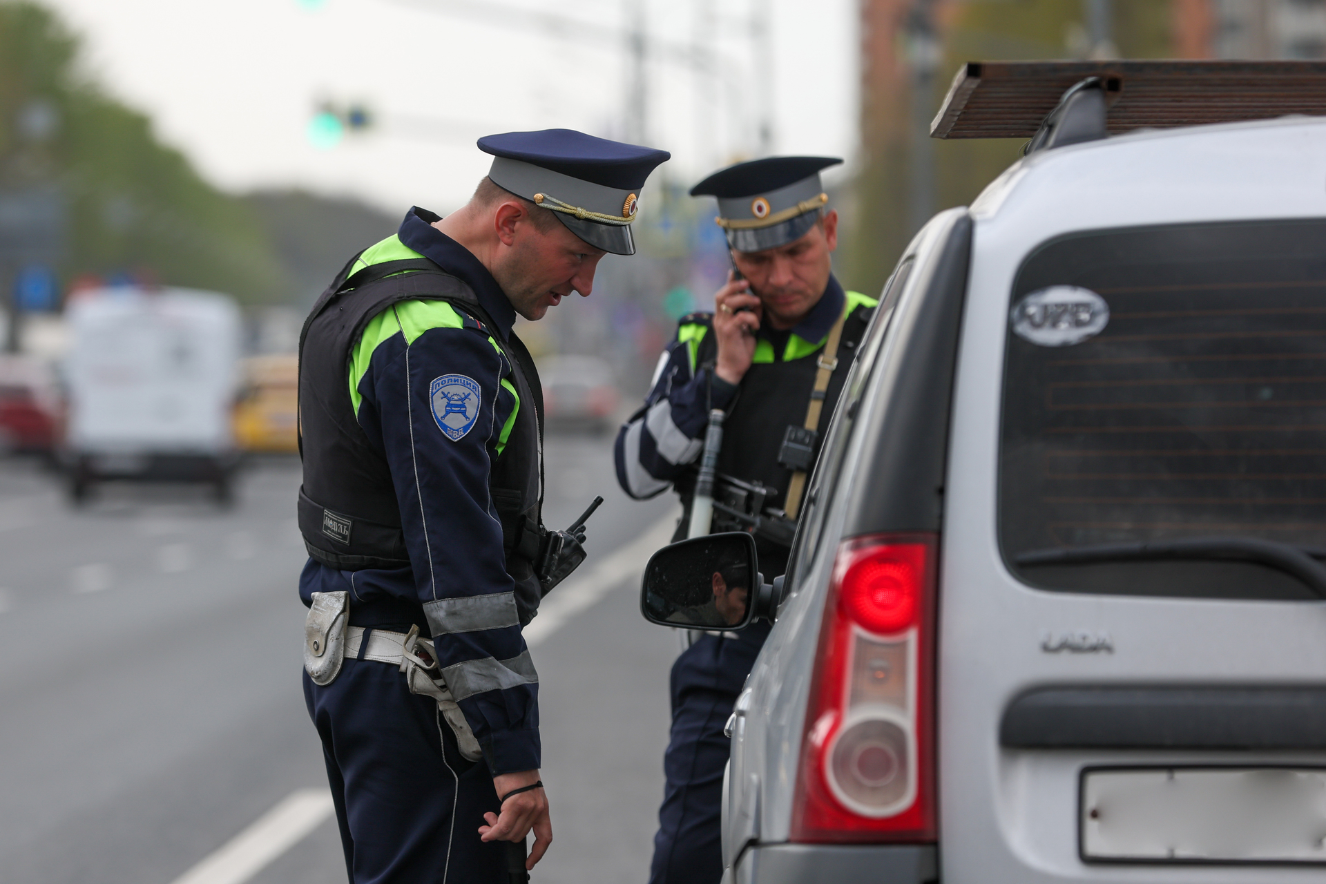 Перерасчёт пенсий, штрафы за летнюю резину и цифровые паспорта: какие изменения ждут россиян в декабре