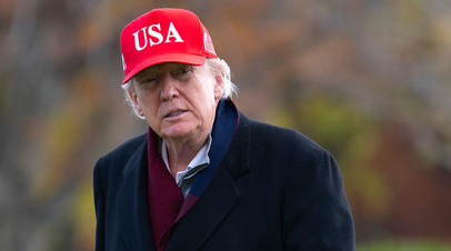 Forbes:      $1,1  -    TMTG