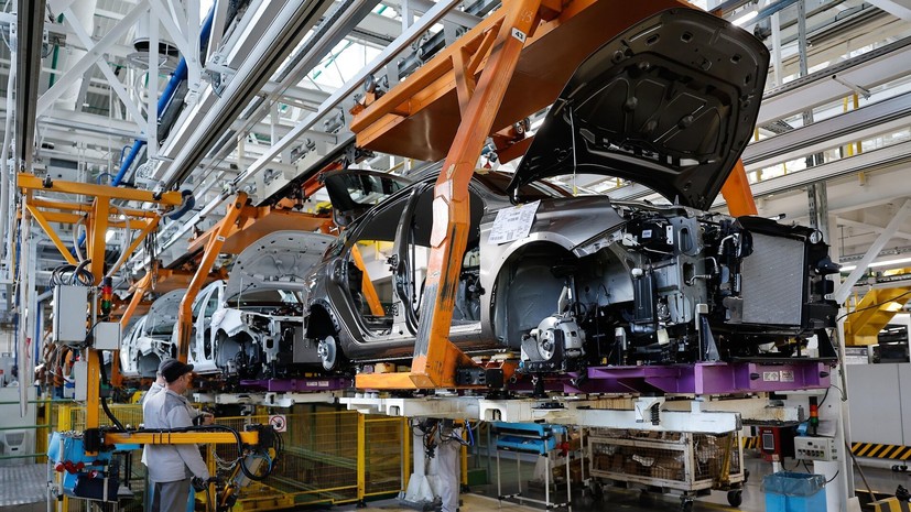 Алиханов: мощности автозаводов в России составляют около 1,6 млн авто в год