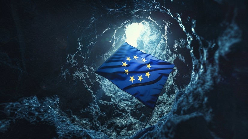 Аналитик Латифоглу: ЕС теряет мощь и не сможет финансировать Украину без США