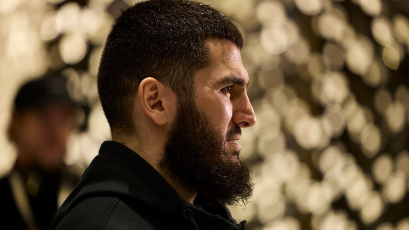 Российский боксёр извинился перед Бетербиевым за то, что назвал его чуркой