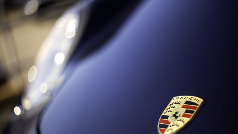 SHOT: автомобили Porsche перестали заводиться по всей России из-за сбоя