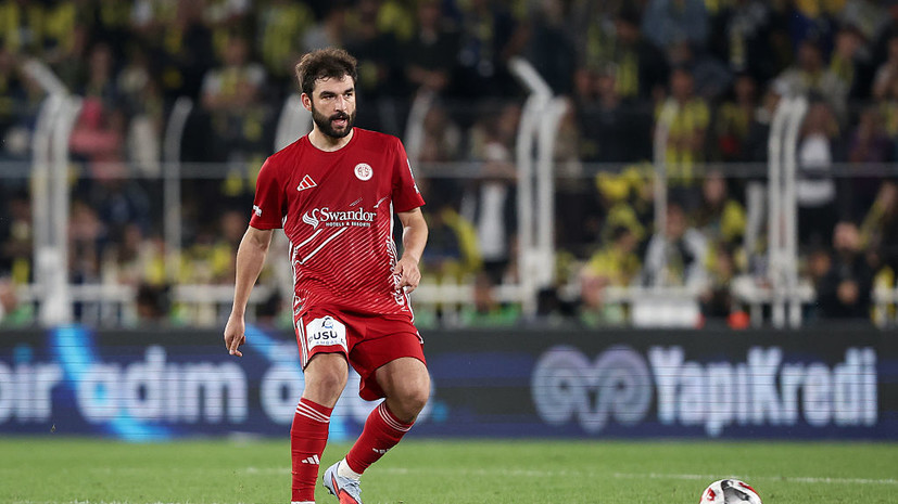 Агент Джикии назвал чушью информацию о возможном возвращении футболиста в РПЛ