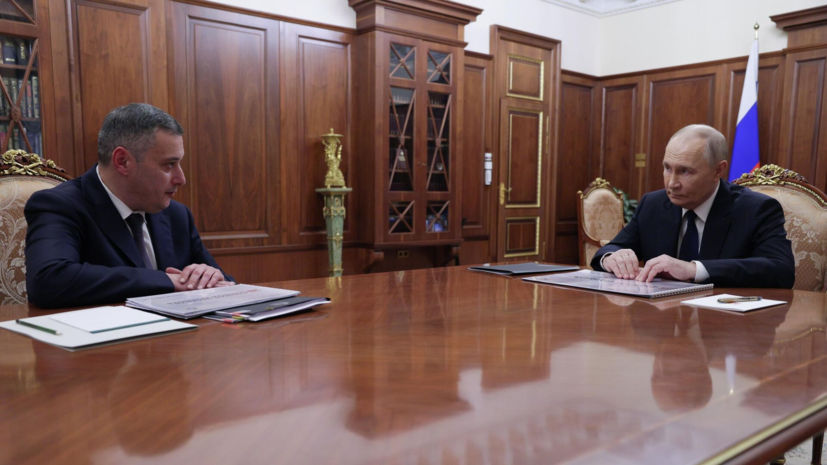 Путин встретился в Кремле с Хинштейном