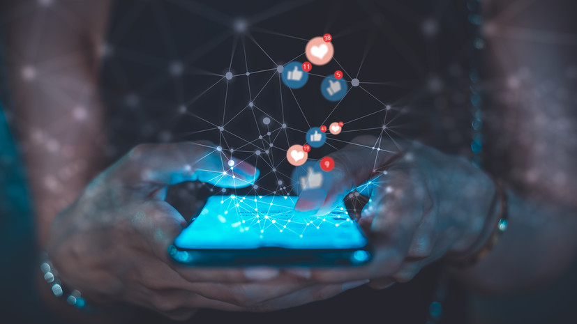 Психолог Кардиакос посоветовала осознанно потреблять контент