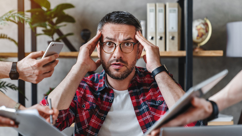 Невролог Парфёнов: губы могут подёргиваться из-за стресса