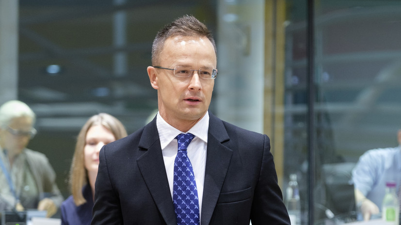 Сийярто назвал иллюзией представления о том, что Украина может победить