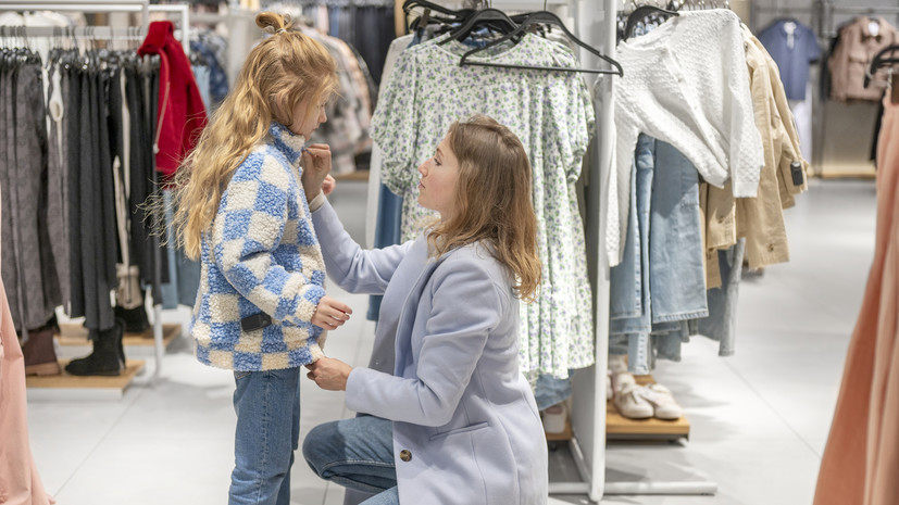 Дизайнер Лисичкина: детскую одежду можно выбирать с запасом до 6 см