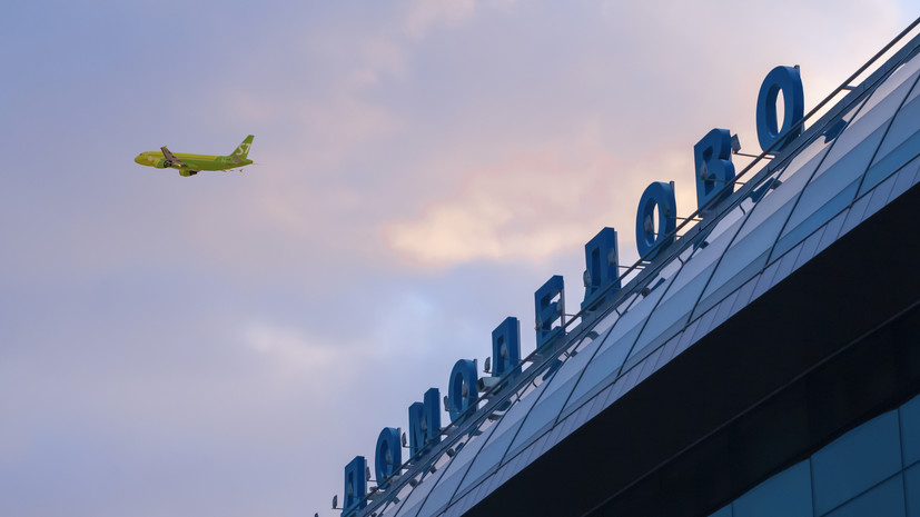 Росавиация: при экстренной посадке самолёта в Домодедово никто не пострадал