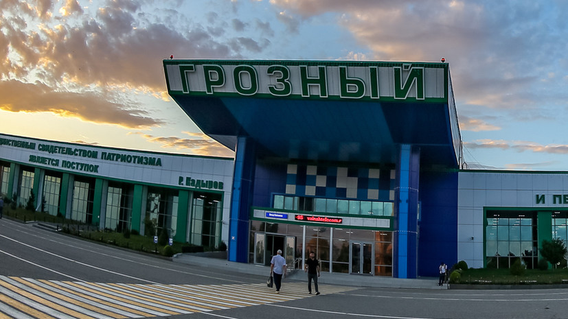 Временные ограничения ввели в аэропортах Владикавказа и Грозного
