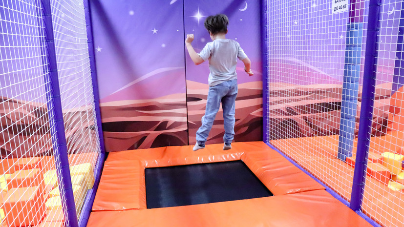 В Екатеринбурге ребёнок получил перелом в игровой комнате ресторана