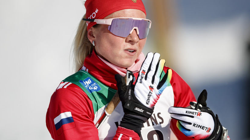 Сориной попали палкой по лицу во время гонки на Кубке России в Тюмени