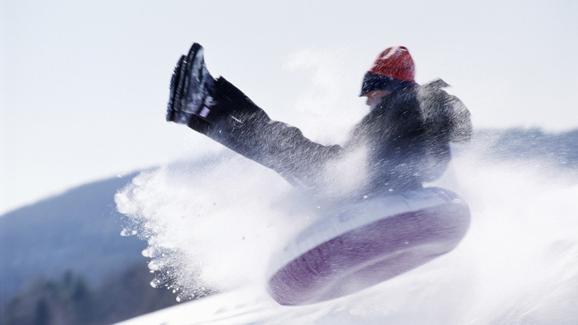 На Ямале водителей предостерегли от катания пассажиров на тюбинге