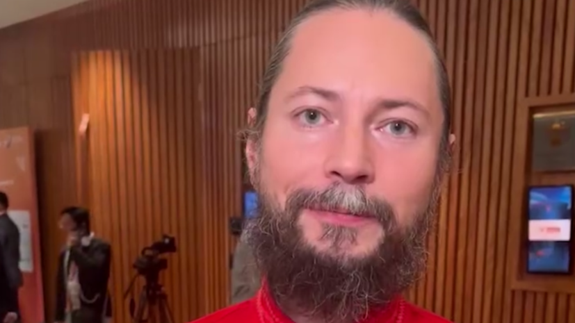 Иеромонах Фотий посвятил песню российско-индийским отношениям