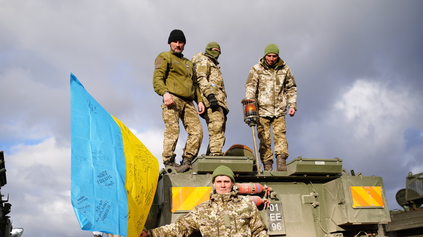 Экс-советник Пентагона Макгрегор допустил военный переворот в Киеве