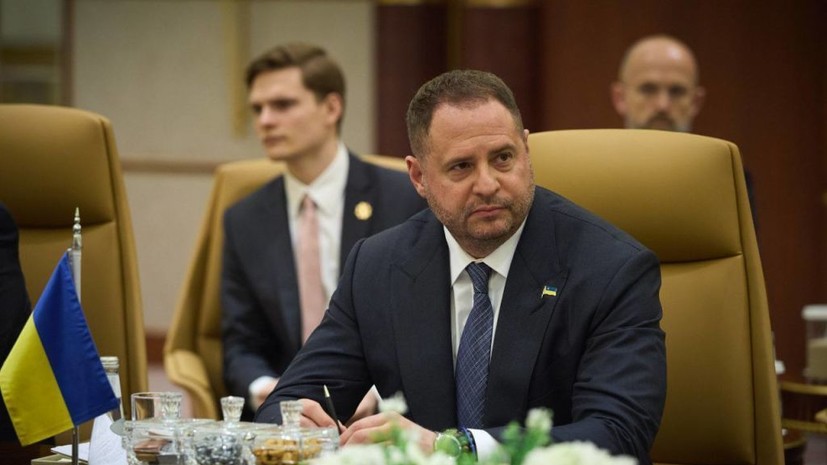 «СТРАНА.ua»: отставка Ермака заметно ослабила контроль Зеленского над Украиной