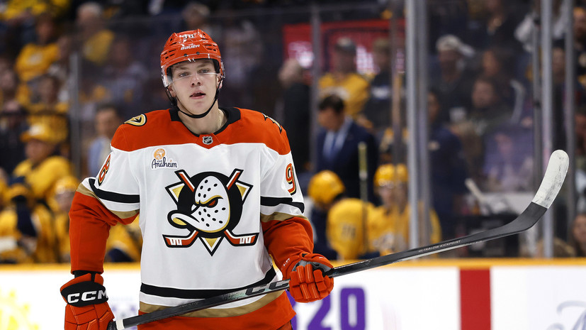 Передача Минтюкова помогла «Анахайму» разгромить «Чикаго»