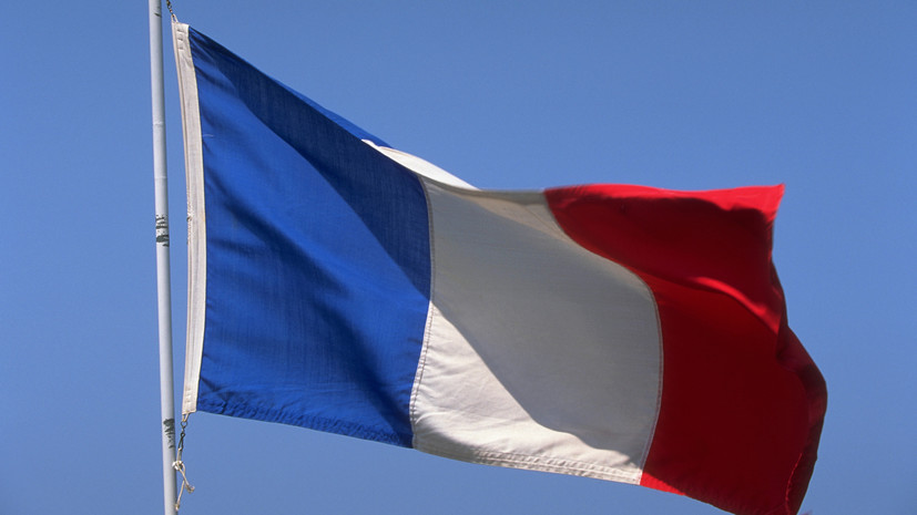 FT: Франция не хочет экспроприировать хранящиеся в частных банках активы России