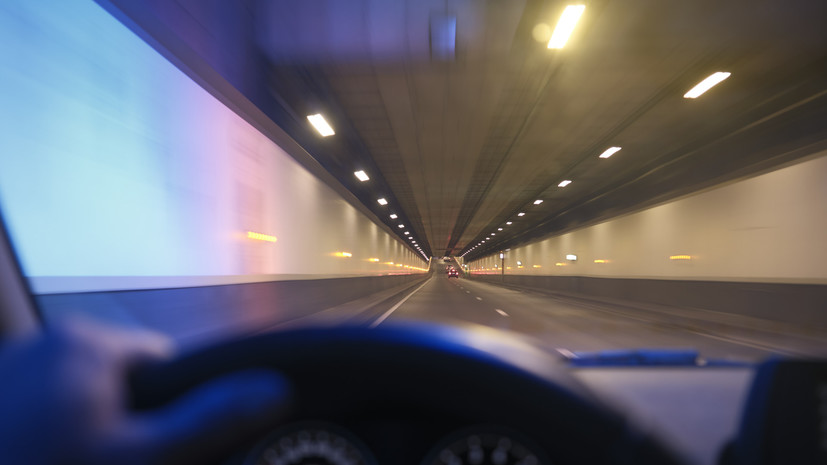 Юрист Дмитрук: гирлянду нельзя размещать на лобовых и боковых стёклах