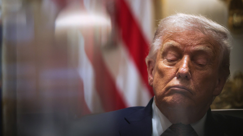 NYT: Трамп снова едва не уснул на заседании кабинета министров
