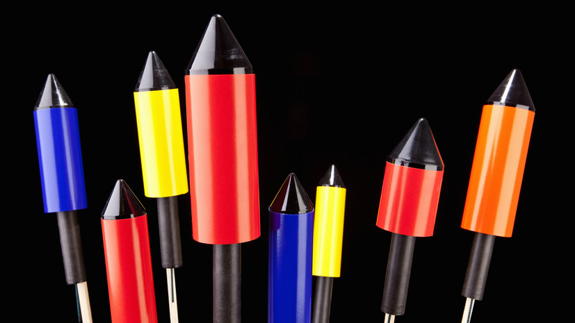 Россиян предупредили о наказании за запуск фейерверков с балкона