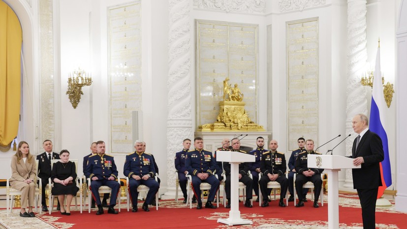 Путин заявил, что героев роднит готовность превыше всего ставить интересы Родины