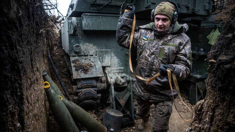 РИА Новости: среди украинских военных набирает популярность розовая экипировка