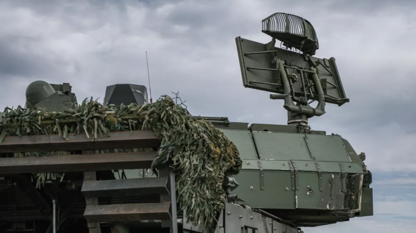 В Воронеже после уничтожения воздушной цели повреждено несколько домов