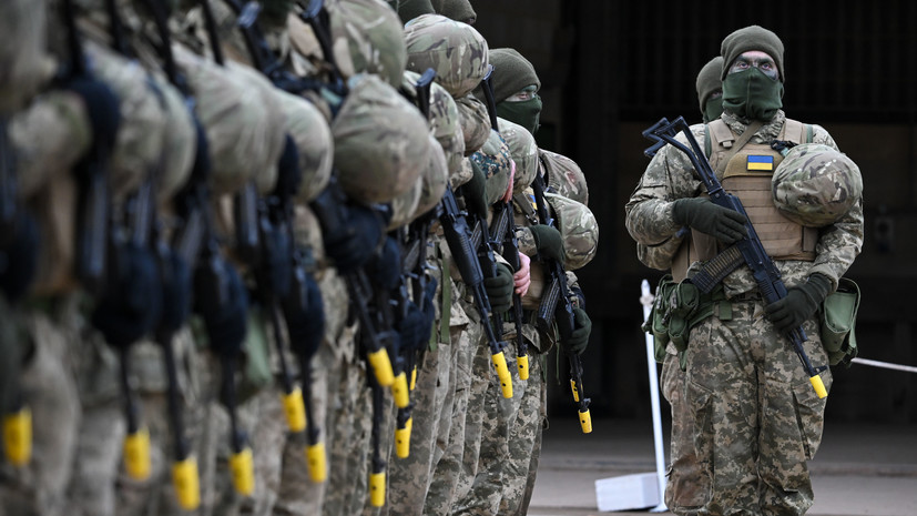 Лавров: около сотни британских военных участвуют в боях против России