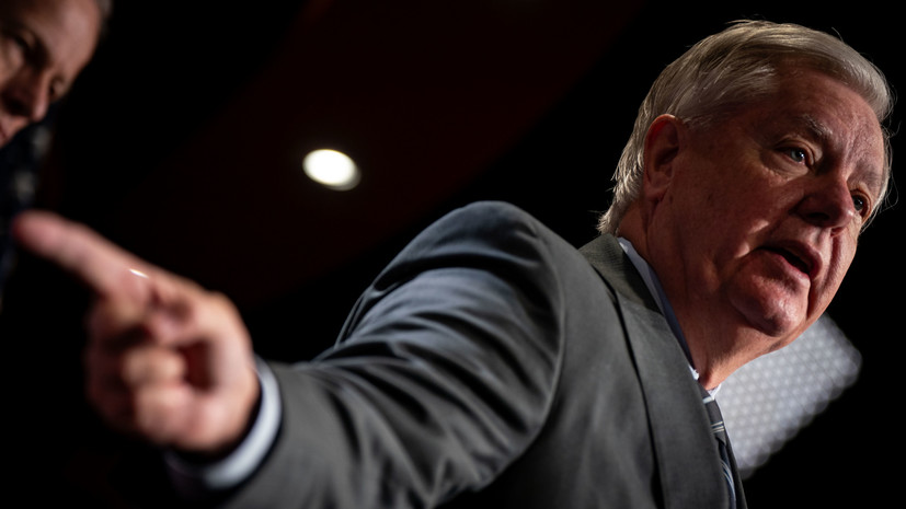 Сенатор США Грэм призвал применять меры против «теневого флота» России