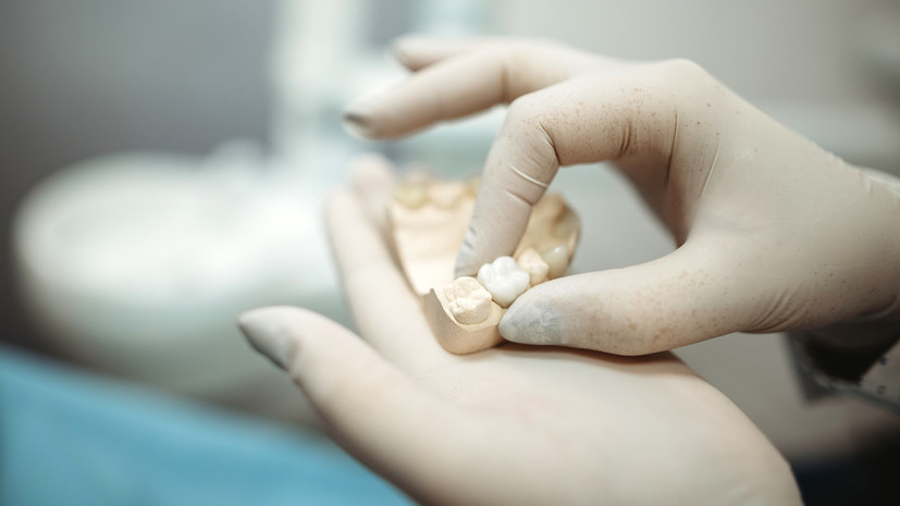 Имплантолог Барсегян: после 50 лет метаболизм костной ткани замедляется