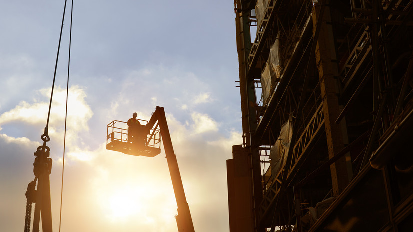 Строители из Подмосковья восстановили 14-этажный дом в Мариуполе