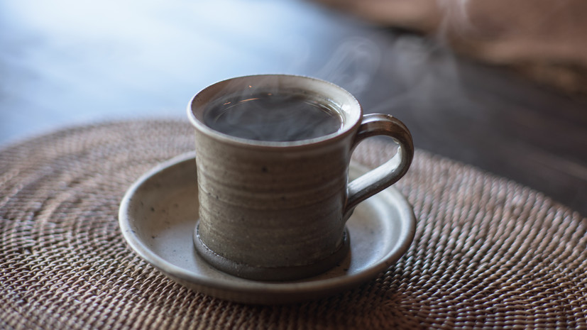 Маркетолог Качалов: чашка приготовленного дома кофе гораздо дешевле аналога из кофейни