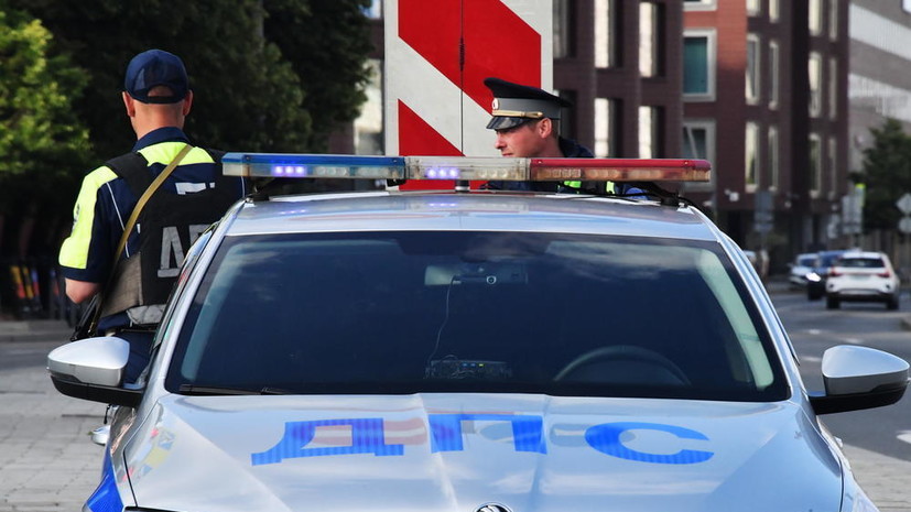 При столкновении двух автомобилей и трактора в Приморье погибли три человека