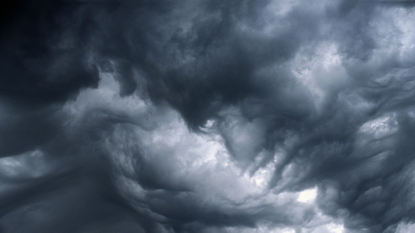 На Камчатке из-за волн до 9 м объявили штормовое предупреждение