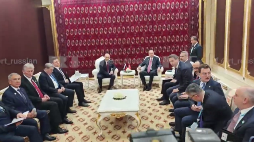 В Ашхабаде началась встреча Путина и Эрдогана