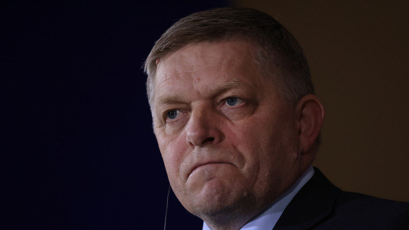 Фицо заявил, что заблокирует выделение Киеву «репарационного кредита»